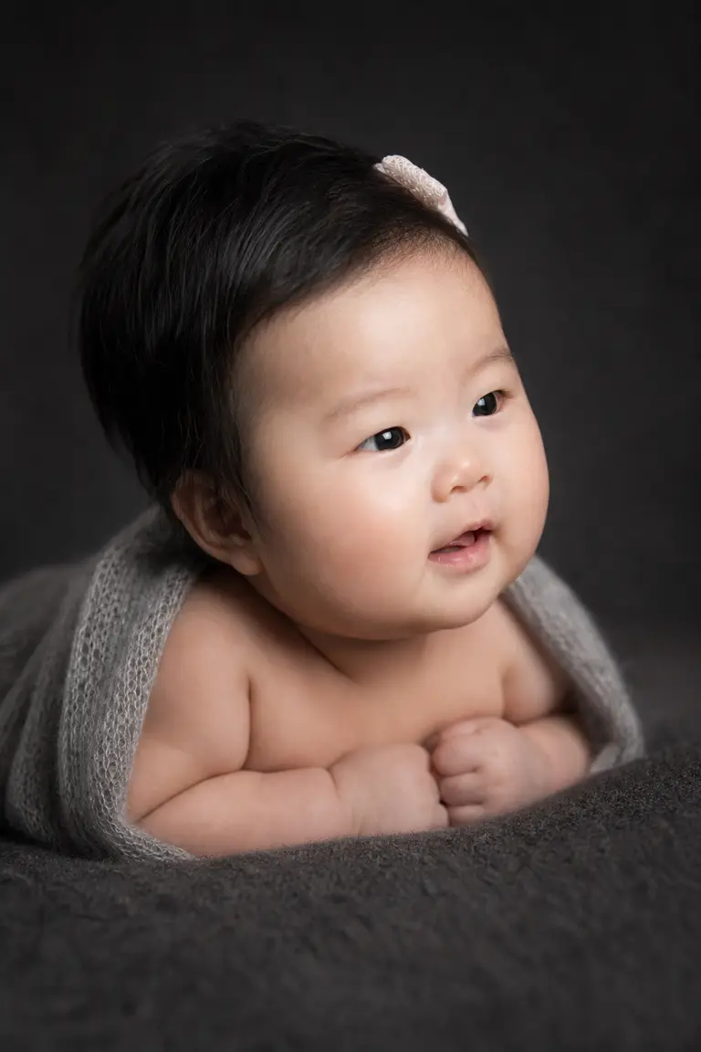 차콜 측면 파인아트