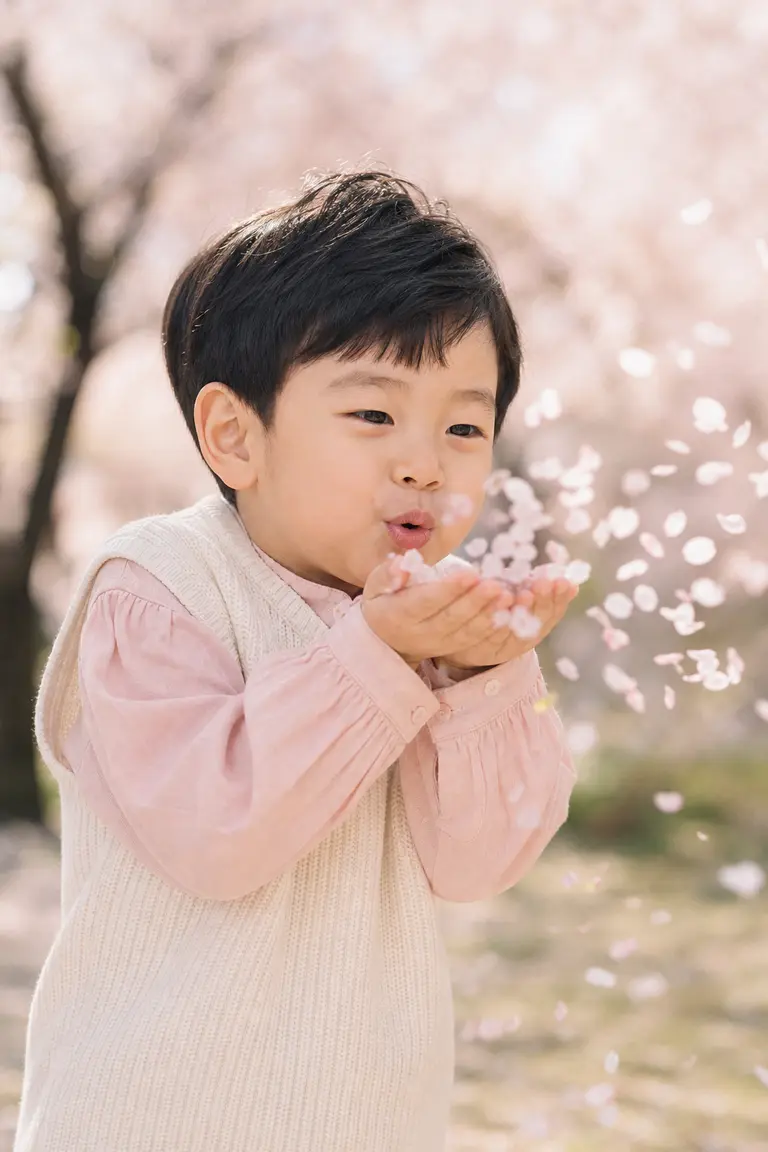 꽃잎 한 줌 3/4 앵글